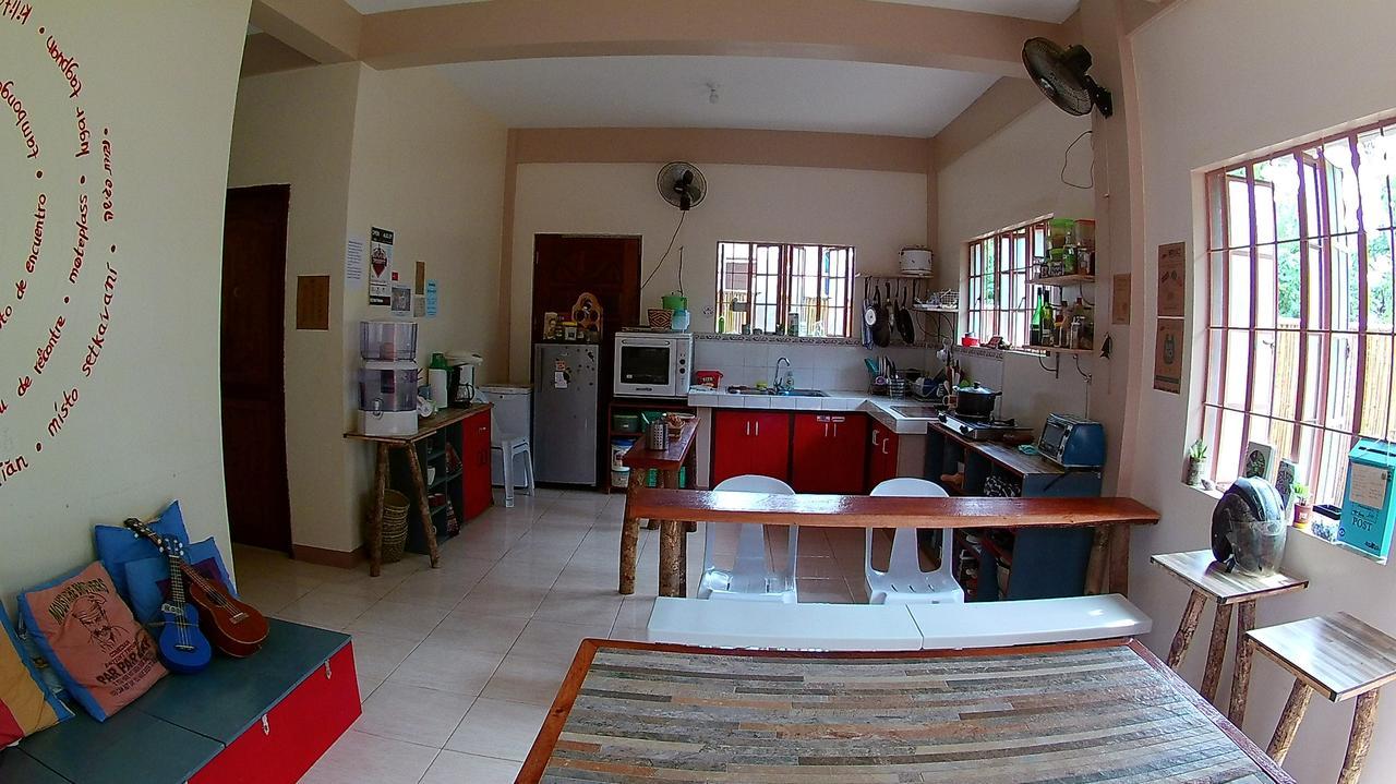 Treffpunkt 5300 Hostel 푸에르토프린세사 외부 사진